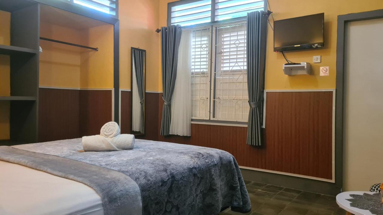 Dewi Sri Guesthouse Mataram Exteriér fotografie