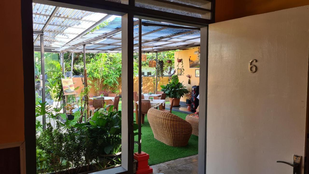 Dewi Sri Guesthouse Mataram Exteriér fotografie