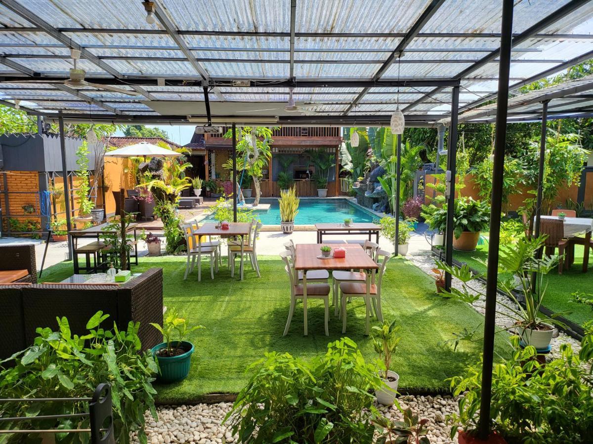 Dewi Sri Guesthouse Mataram Exteriér fotografie