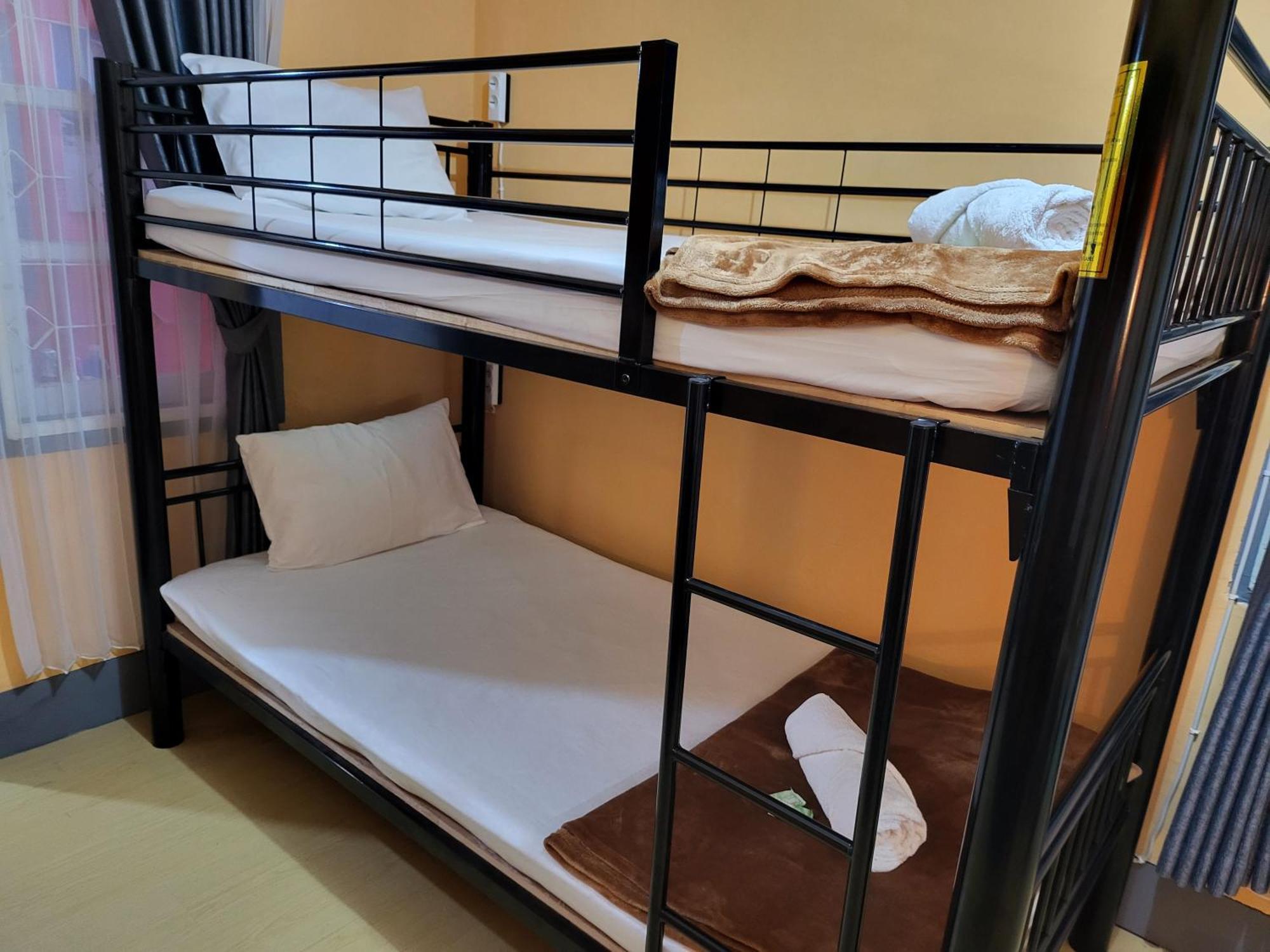 Dewi Sri Guesthouse Mataram Exteriér fotografie